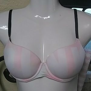 Victoria secret pink 34C lightly lined